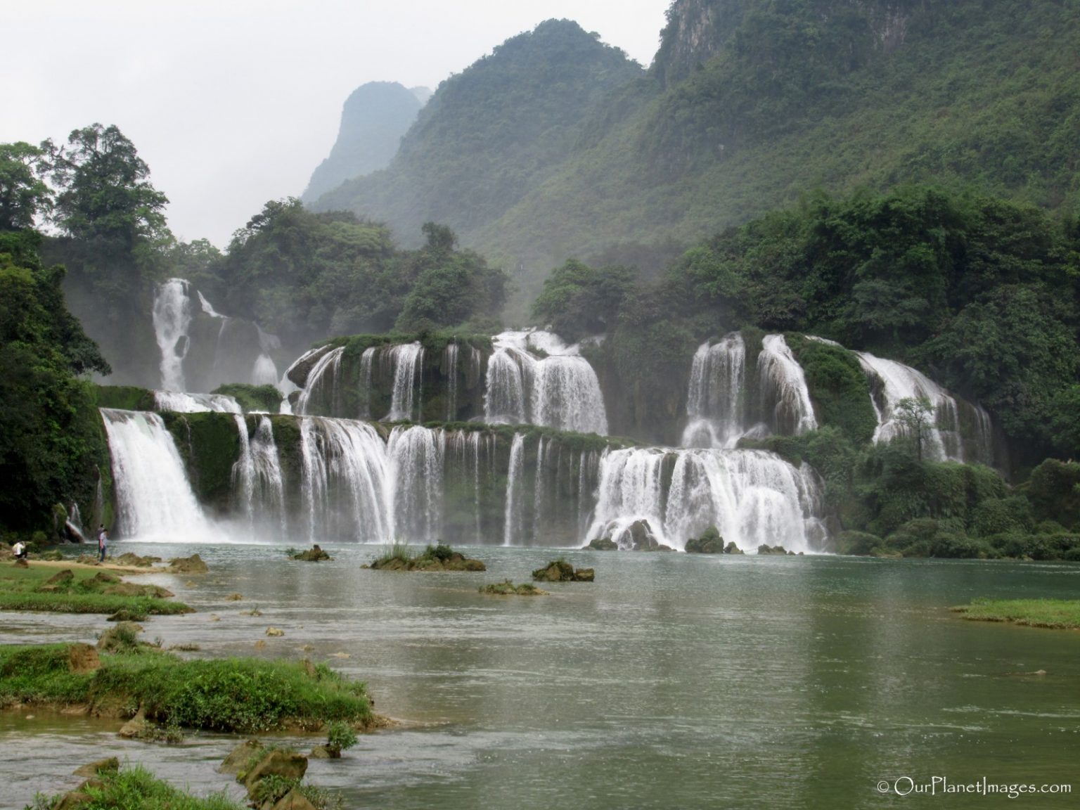 Ban Gioc Waterfalls, Northern Vietnam