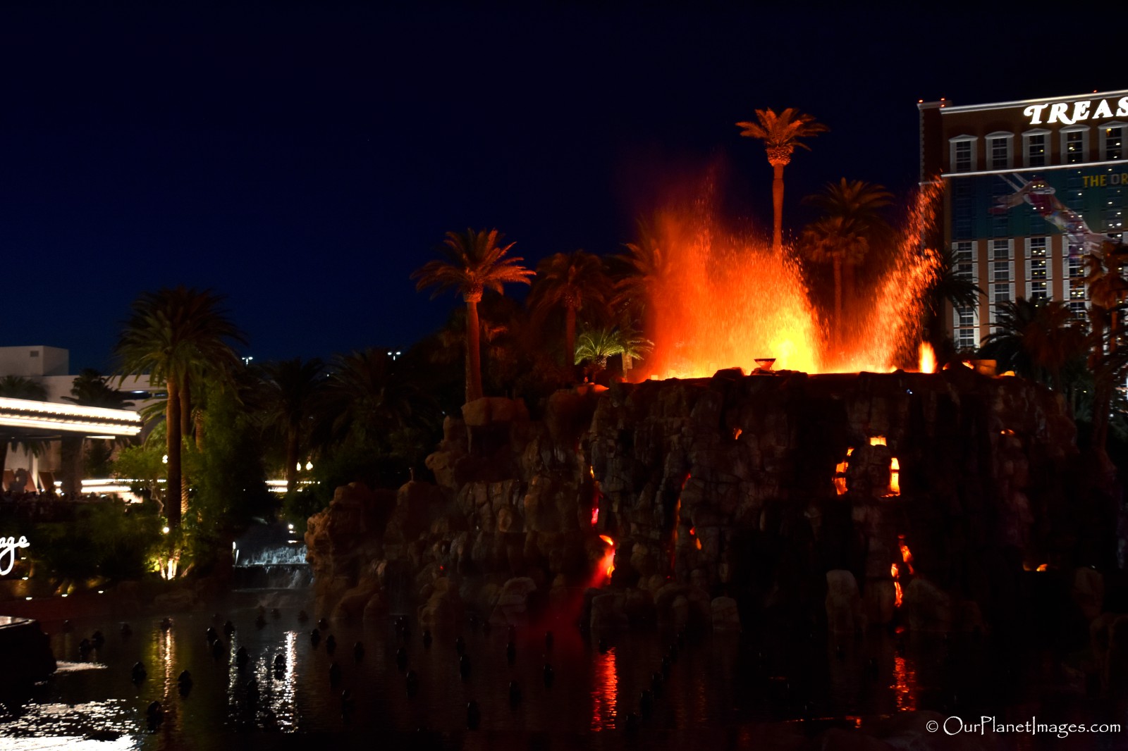 the volcano mirage casino las vegas