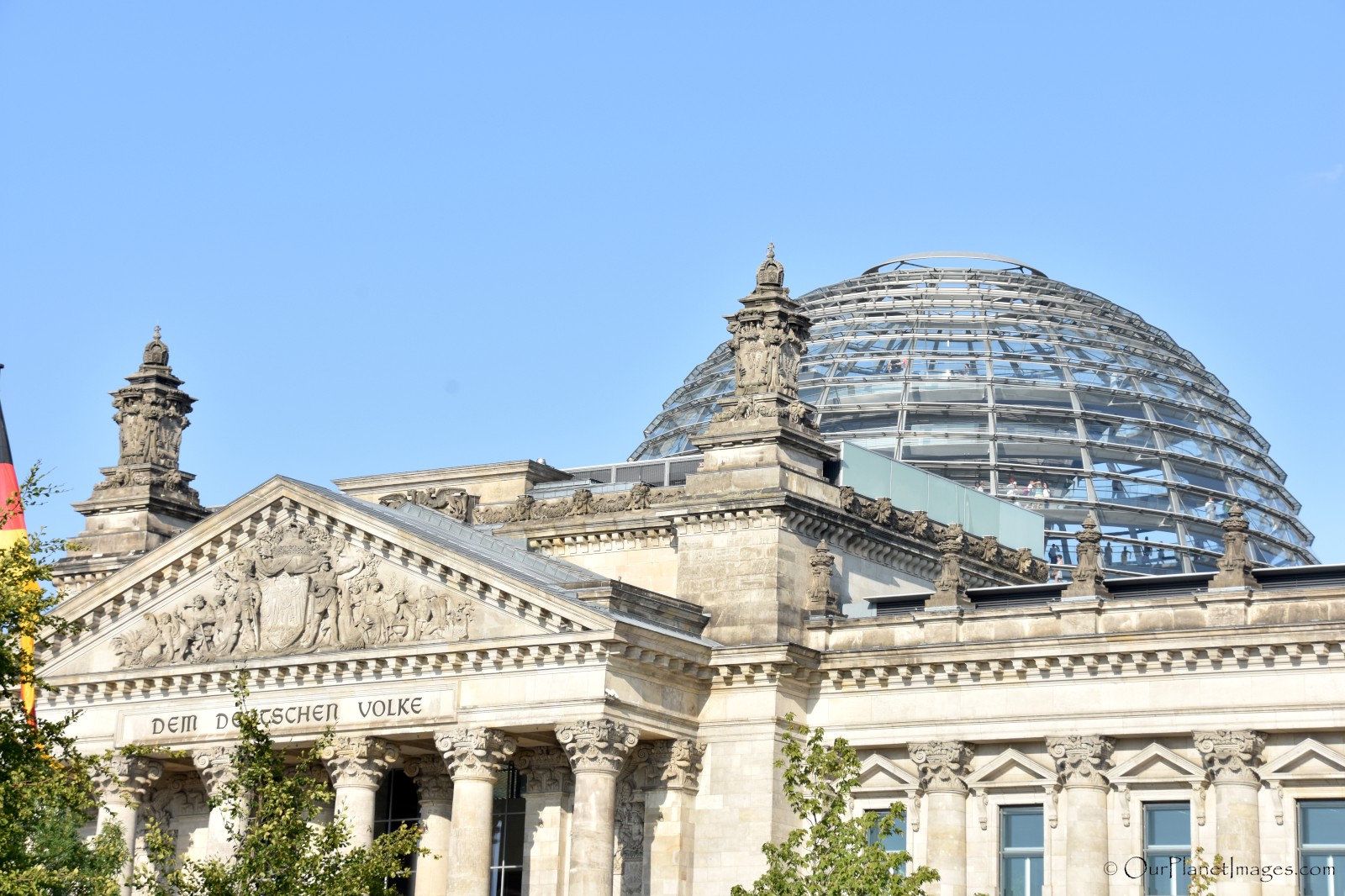 how to visit reichstag dome
