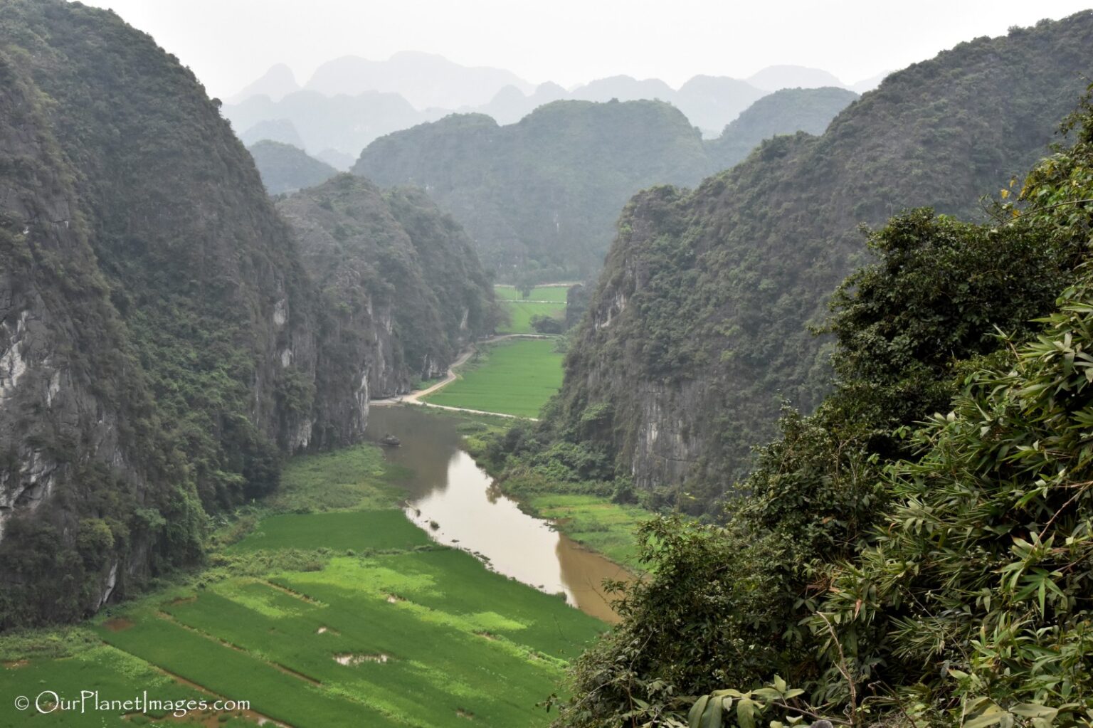 Mua Cave Viewpoint, Ninh Binh Vietnam