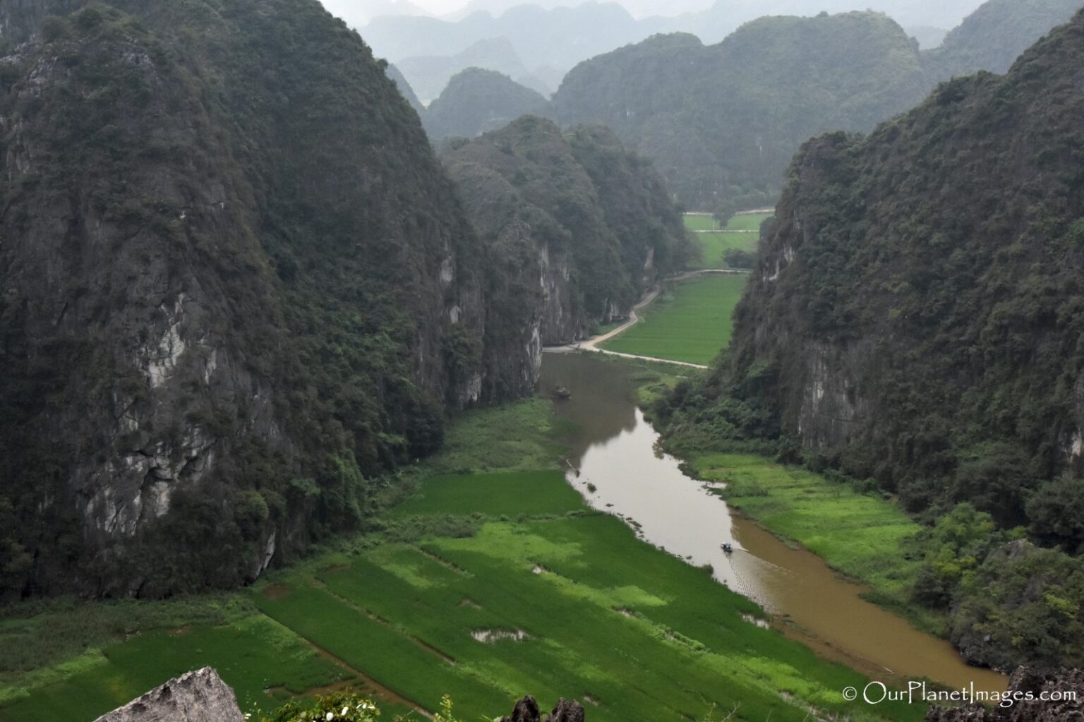 Mua Cave Viewpoint, Ninh Binh Vietnam