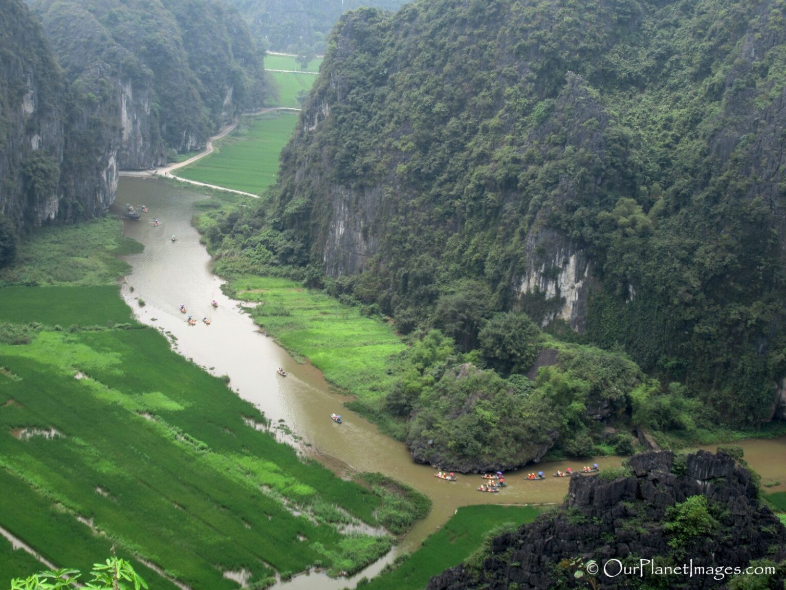 Mua Cave Viewpoint, Ninh Binh Vietnam