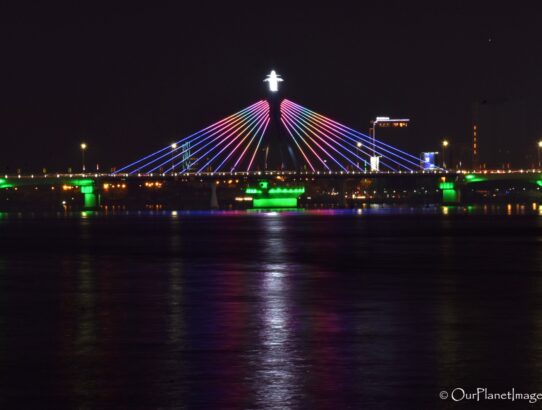 Han Bridge - Vietnam